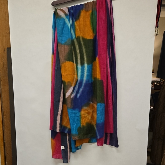 Colorful Abstract Pattern Scarf - Picture 6 of 8